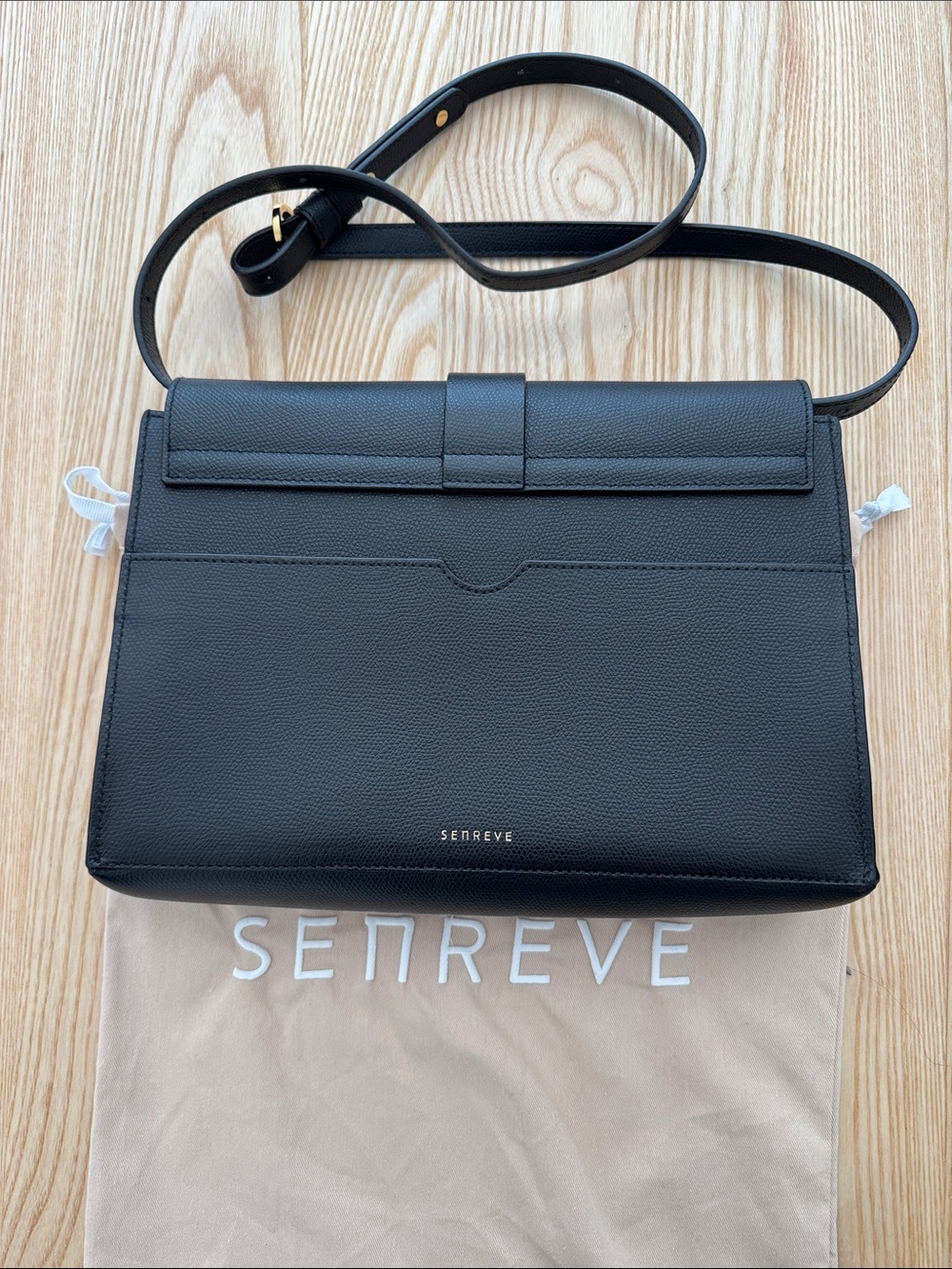 Senreve Cadence Shoulder Bag Black Pebbled Leather with Gold Buckle - Picture 2 of 14